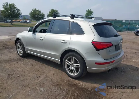 2014 Audi Q5 2.0T Premium z USA, uszkodzony, nr VIN WA1LFAFPXEA048445